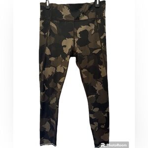Athleta Run Free Camo Leggings, Full Length, EUC, Medium, Silky Stretch, Gym